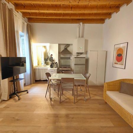 Crocetta Charme Apartment ميلان المظهر الخارجي الصورة
